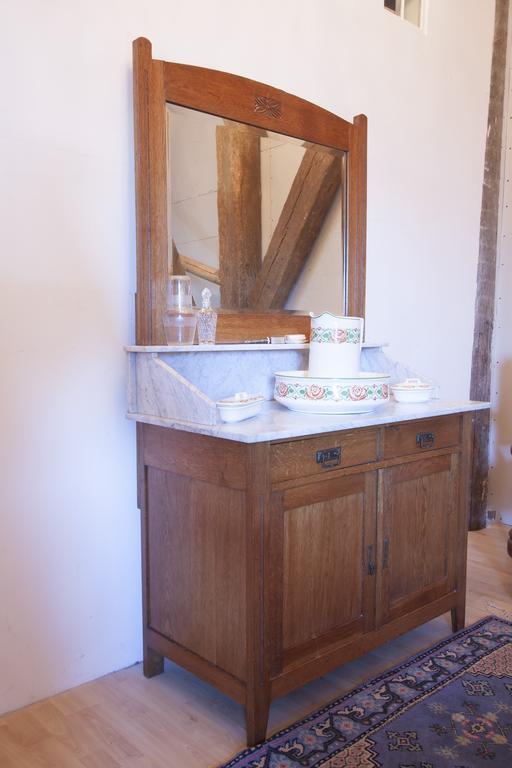Unia Zathe Ee Room photo